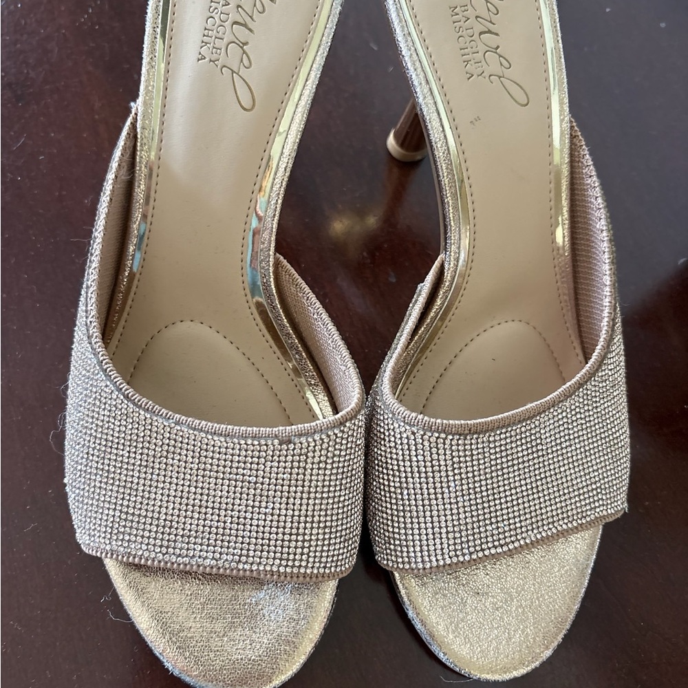 Jewel Badgley Mischka Gold Crystal Embellished Heels